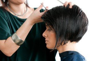 Die Bidiplomierung gibt es auch bei den Friseuren. Foto: Shutterstock