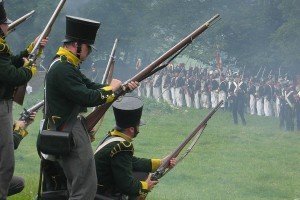 Nachstellungen der "Schlacht von Waterloo" gibt es regelmäßig. Foto: Wikipedia