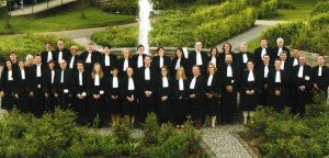 Die Anwaltskammer Eupen 2012-2013. Foto: Festschrift 25 Jahre Gerichtsbezirk Eupen