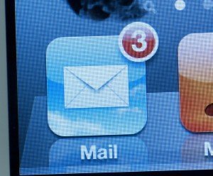 E-Mails nach Feierabend und an Wochenenden sind zu einem echten Problem in unserer heutigen Arbeitswelt geworden. Foto: dpa