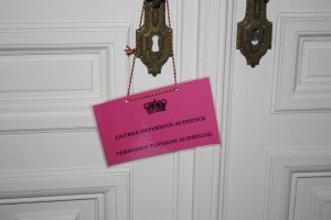 "Zugang verboten Audienz" wird an der Tür angezeigt. Foto: Serge Heinen