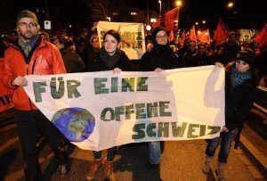 Nach Bekanntgabe des Abstimmungsergebnisses kam es in mehreren Schweizer Städten zu Protestaktionen. Foto: dpa
