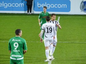 Lucas Porcar und Florian Taulemesse (Nr. 19) waren beide am Treffer zum 2:1 beteiligt. Foto: OD