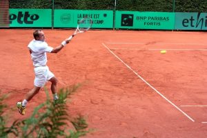 Die Begegnung zwischen Steve Darcis und Dimitar Grabul war der Höhepunkt des ersten Tages beim Eupener ITF-Turnier. Foto: KTC