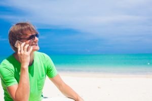 Im Urlaub ohne Auslandsaufschläge telefonieren? Ja, aber erst in zwei Jahren. Foto: Shutterstock
