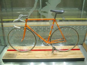 Mit diesem Rad verbesserte Eddy Merckx 1971 in Mexiko den Stundenweltrekord. Foto: Wikipedia
