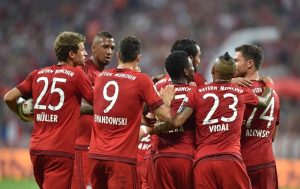 Die Bayern (Archivbild) sind in der Bundesliga wieder eine Übermacht. Foto: dpa