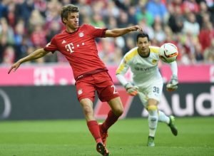 Bayerns Thomas Müller in Aktion (hier im Hinspiel gegen Dortmund). Foto: dpa