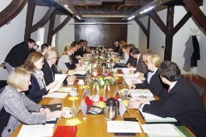 Gemeinsame Regierungssitzung von DG und Saarland am Dienstag in Eupen. Foto: Gerd Comouth