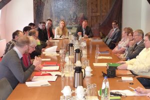 Vorstellung des neuen Sektorenabkommens 2016-2017 am Donnerstag am Sitz des Ministerpräsidenten in der Gospertstraße in Eupen. Foto: OD