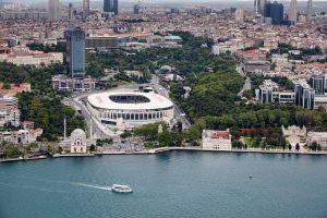 Das Besiktas-Viertel von Istanbul mit dem Stadion des gleichnamigen Fußballclubs. Foto: Shutterstock
