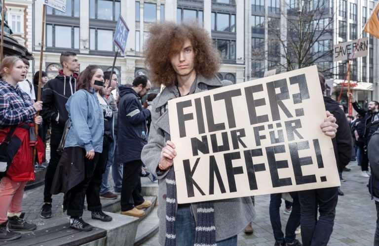 Unglaubwürdig Unglaubwürdig