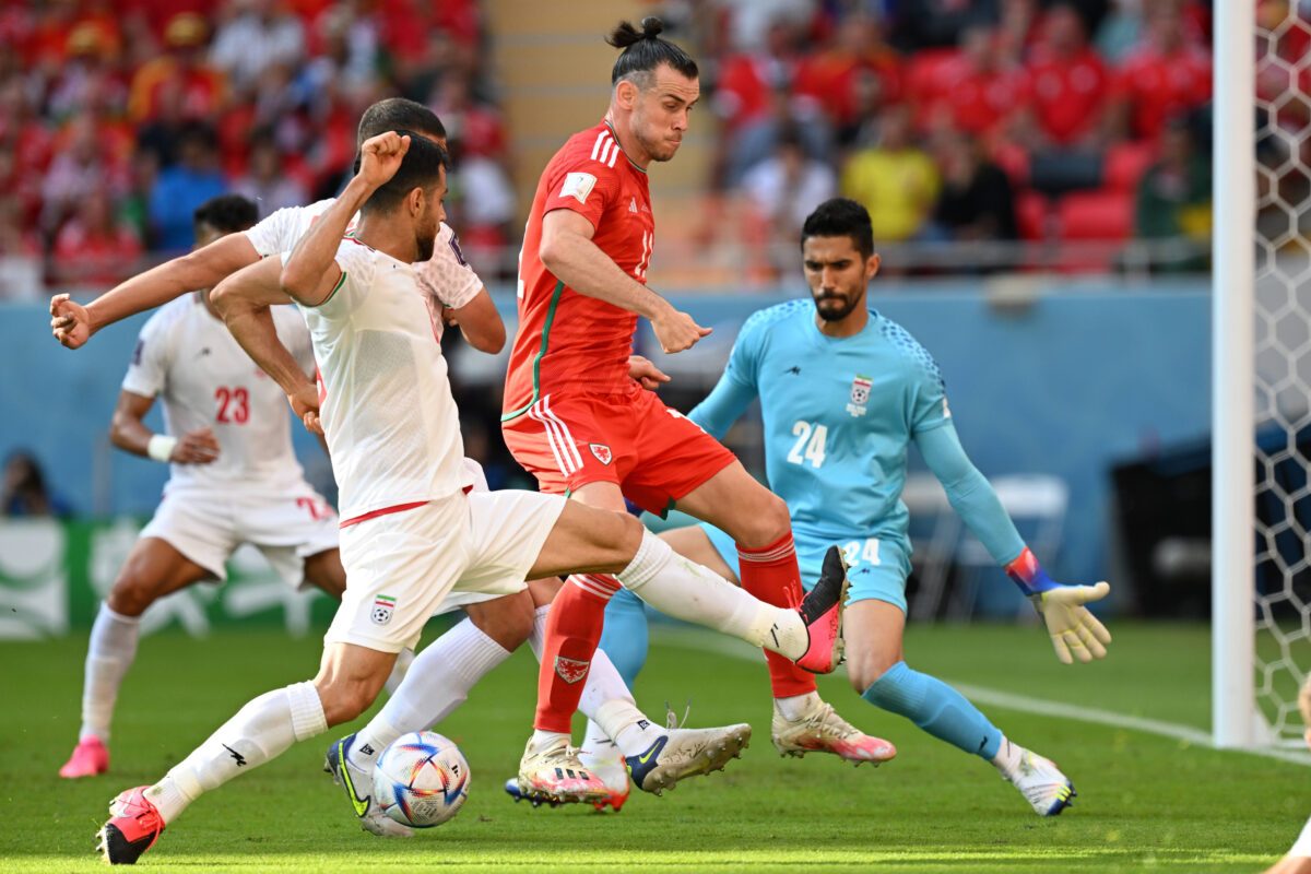 Spätes 2 0 Iran Feiert Gegen Wales Ersten Sieg Bei Der Wm Ostbelgien