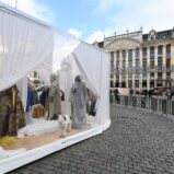 Die Krippe auf der Brüsseler Grand’Place sorgt erneut für Schlagzeilen: Der Kopf von Jesus wurde gestohlen