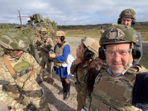 Luc Frank (r) bei der NATO-Übung „Celtic Uprise 2026.